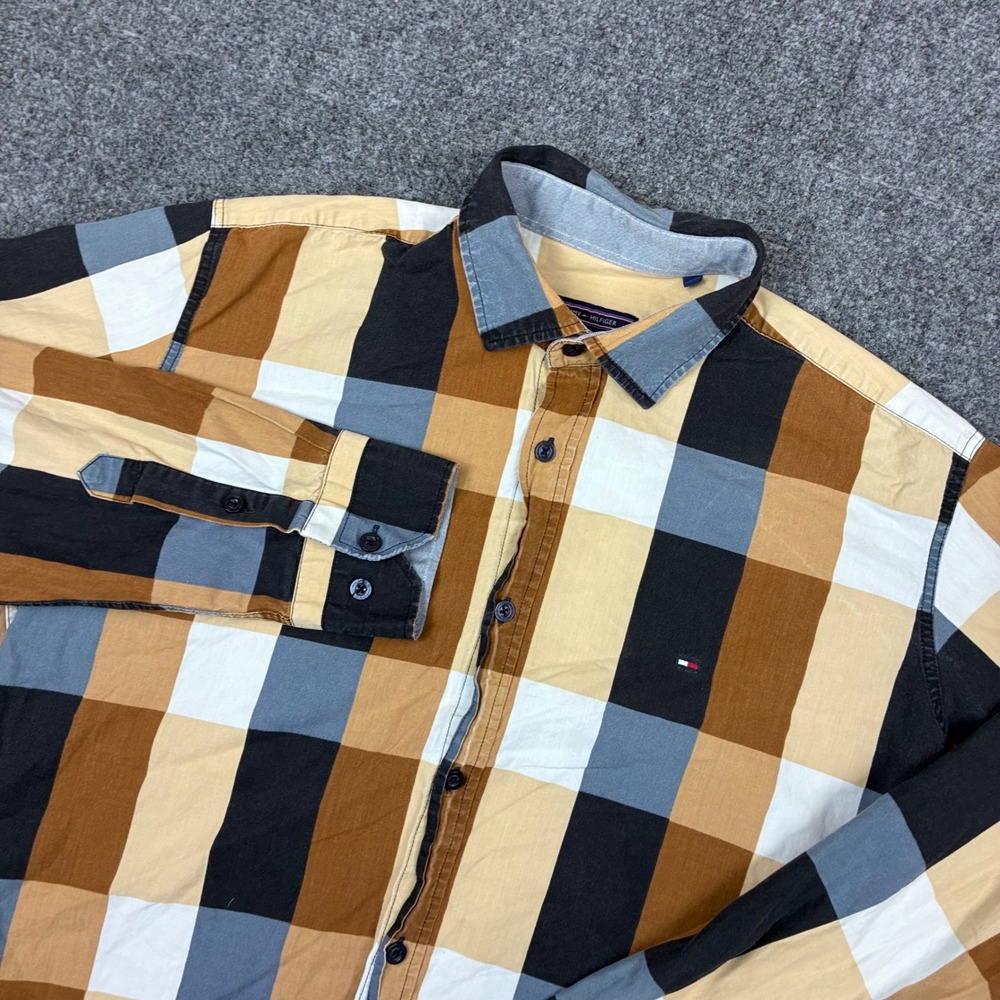 Tommy Hilfiger Mens Size XL Long Sleeve Button Down Shirt Brown Tan Plaid Check
